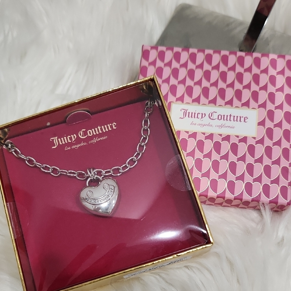 🩶▪️Juicy Couture▪️ Silver Heart Charm Necklace
